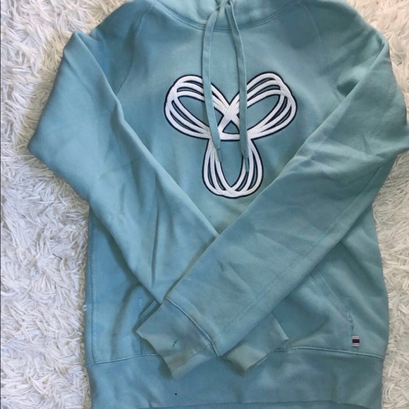 Aritzia Sweaters - TNA hoodie